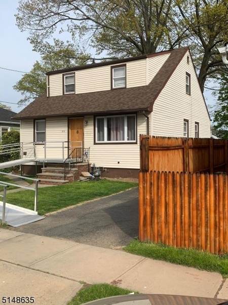 610 E Henry St - Photo 1