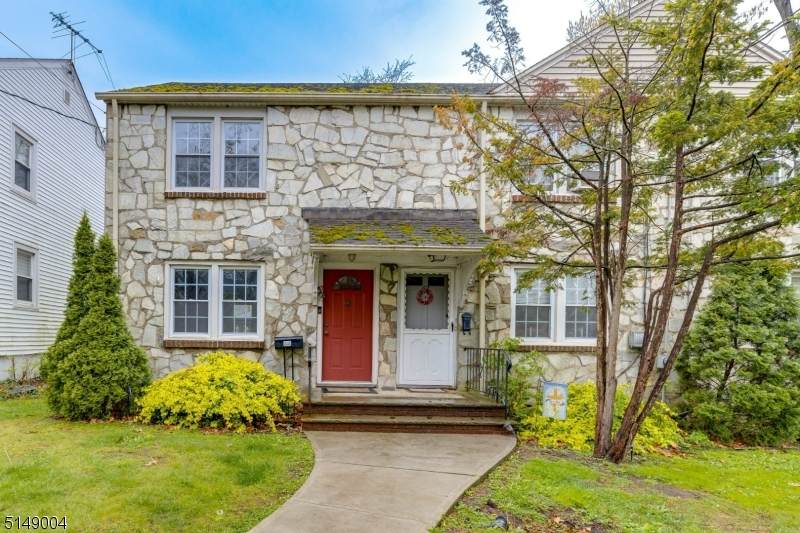 64 Centennial Ave - Photo 1