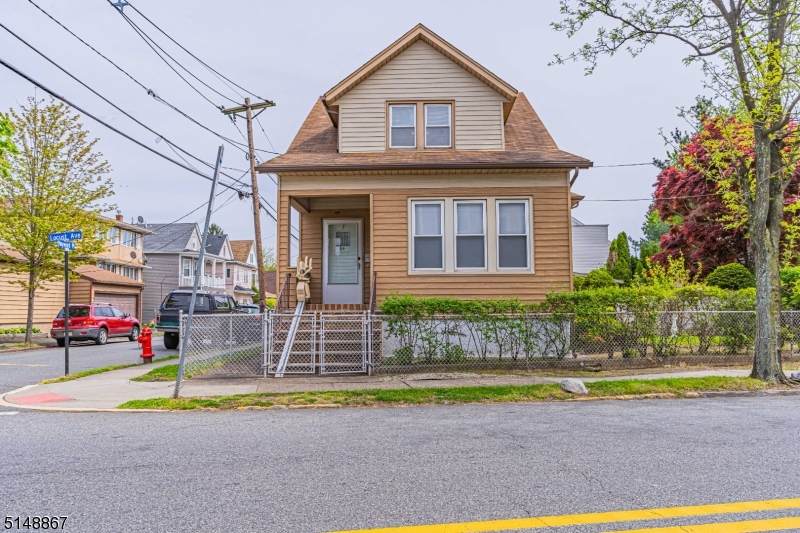 64 Locust Ave - Photo 1