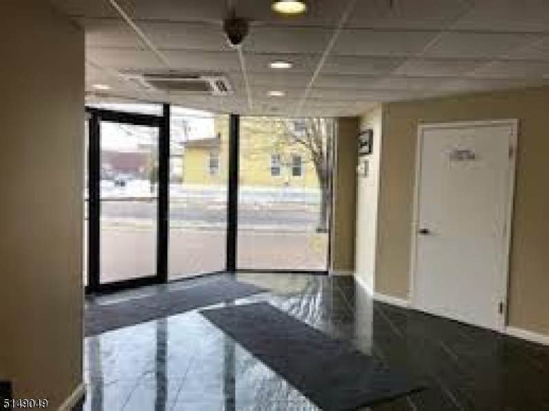 39 Union St - Photo 1