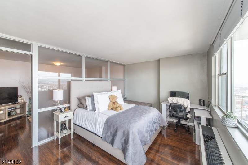 6040 Boulevard East - Photo 1