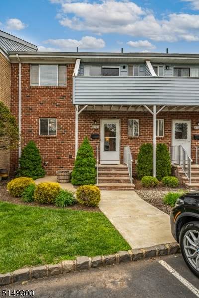 2503 Balmoral Ct - Photo 1
