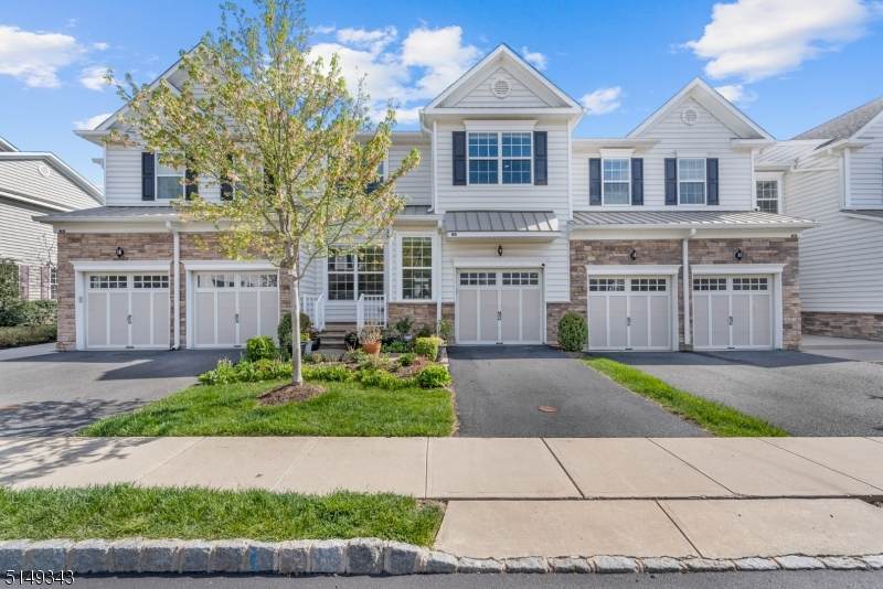 72 Autumn Ln - Photo 1