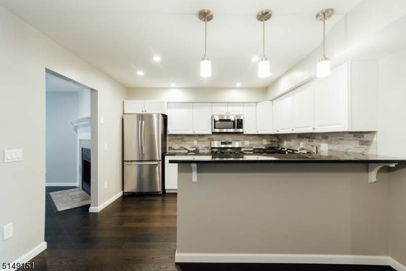 23 Burnham Ct - Photo 1