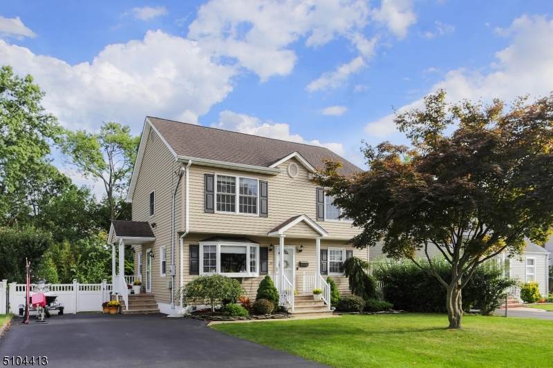 28 Coldevin Rd - Photo 1