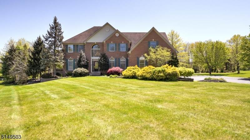 36 Milestone Dr - Photo 1