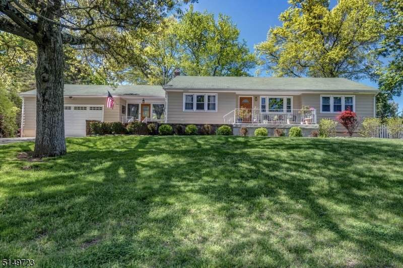 107 Emerson Rd - Photo 1