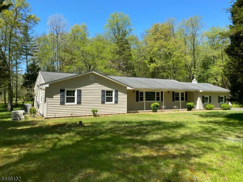 6 Pinewood Ct - Photo 1