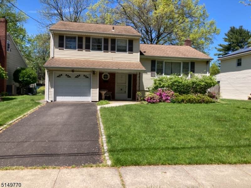 6 Joanne Way - Photo 1