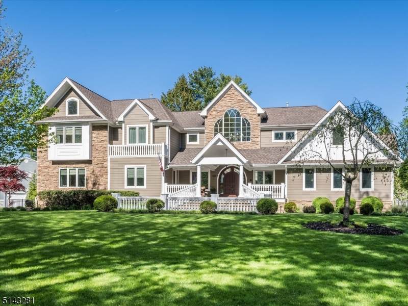 11 Jacobs Ln - Photo 1