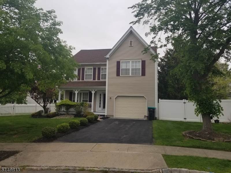 4 Champlain Way - Photo 1