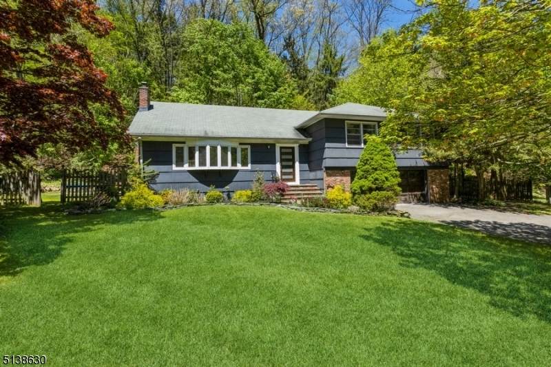 4 Brookfield Way - Photo 1