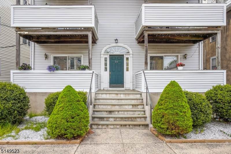 22 Orchard St - Photo 1