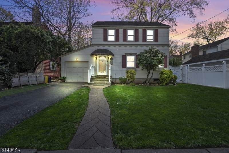 110 Blauvelt St - Photo 1