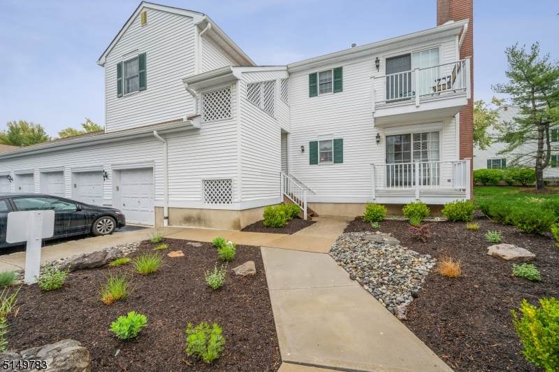 119 Alexandria Way - Photo 1