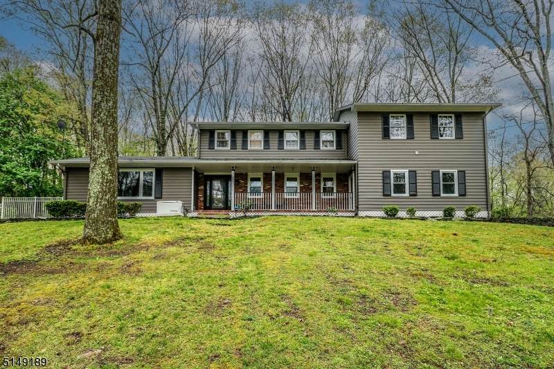 1 Walnut Dr - Photo 1