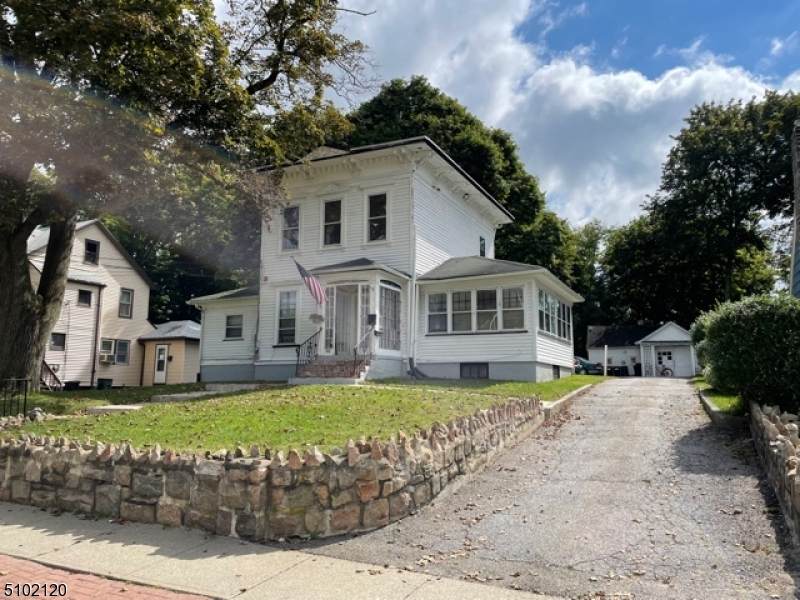 18 Main St - Photo 1