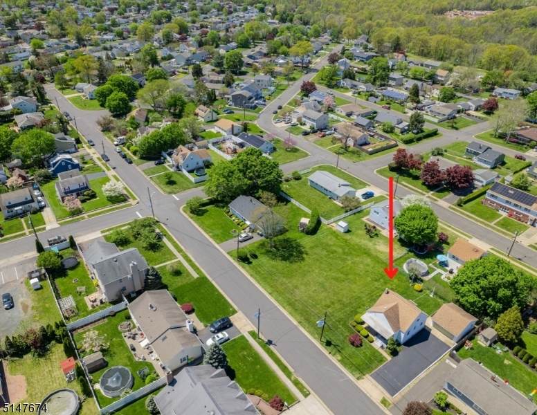 818 E Frech Ave - Photo 1