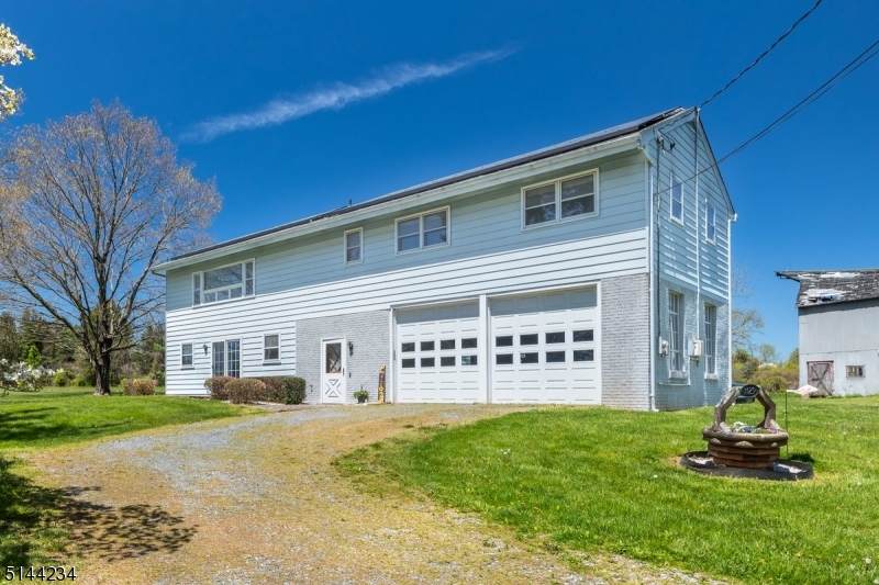 1129 Old York Rd - Photo 1