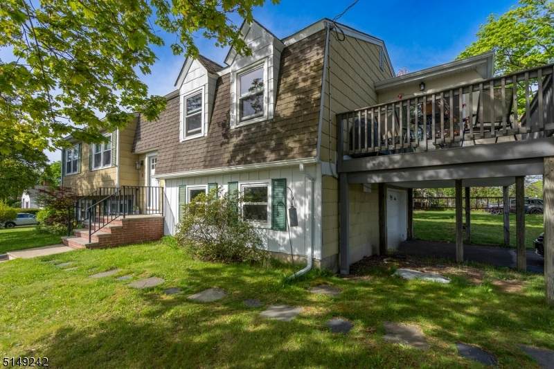9 Madeline St - Photo 1