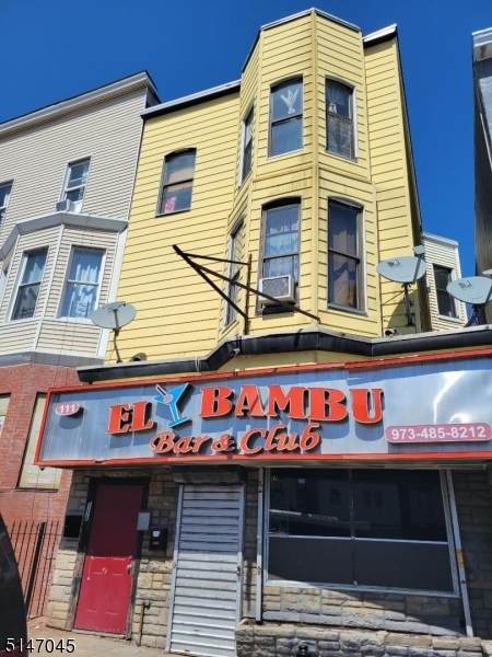 111 Bloomfield Ave - Photo 1