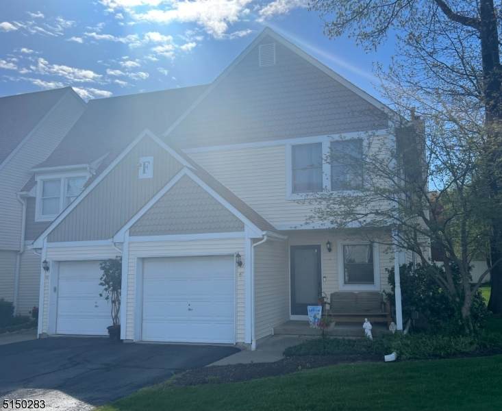 45 Heritage Ln - Photo 1
