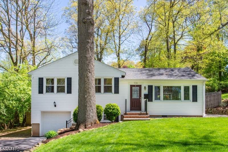 536 Snyder Ave - Photo 1