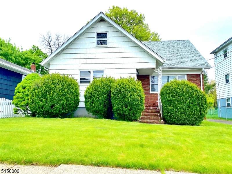 108 Spencer Ave - Photo 1