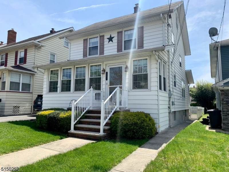 281 Washington Ave - Photo 1