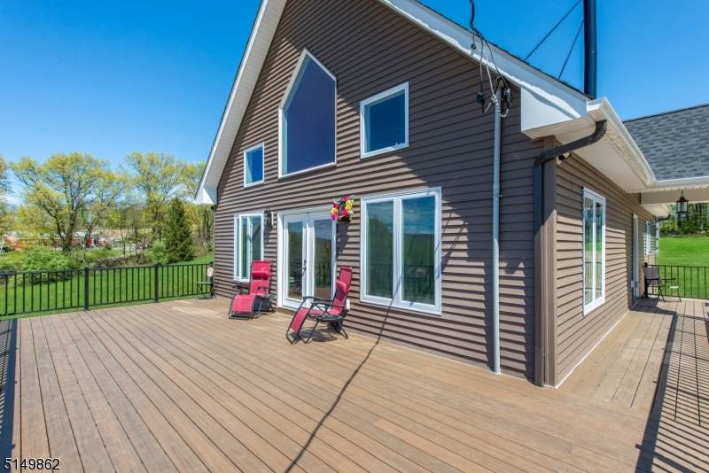 22 Hickory Rd - Photo 1