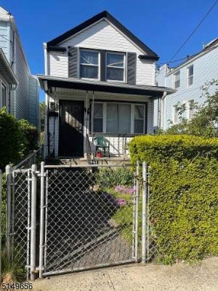 177 Fulton Ave - Photo 1