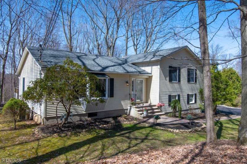 17 Arthur Ln - Photo 1