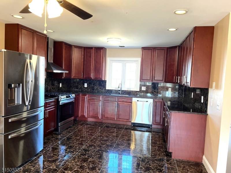 138 Mountain View Rd - Photo 1