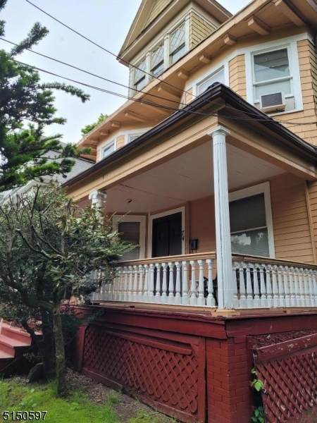 72 Ingraham Place - Photo 1