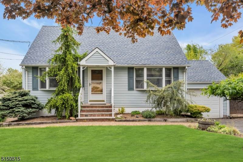 19 Cooper Ave - Photo 1