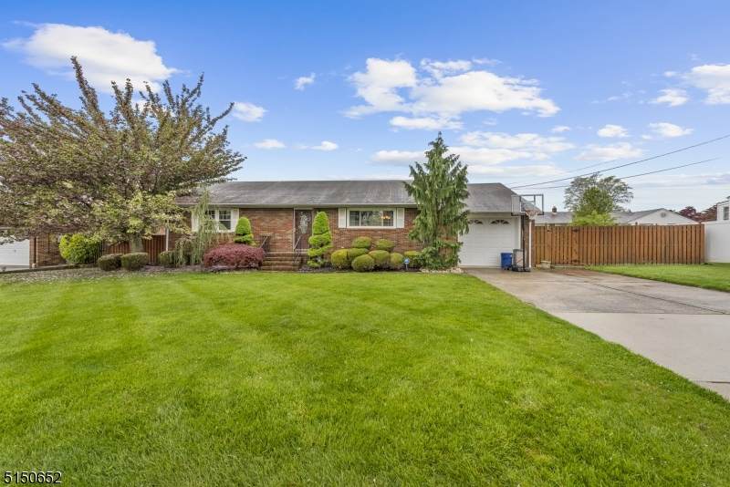 1356 Omaha Rd - Photo 1