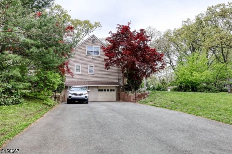 709 Timberline Dr - Photo 1