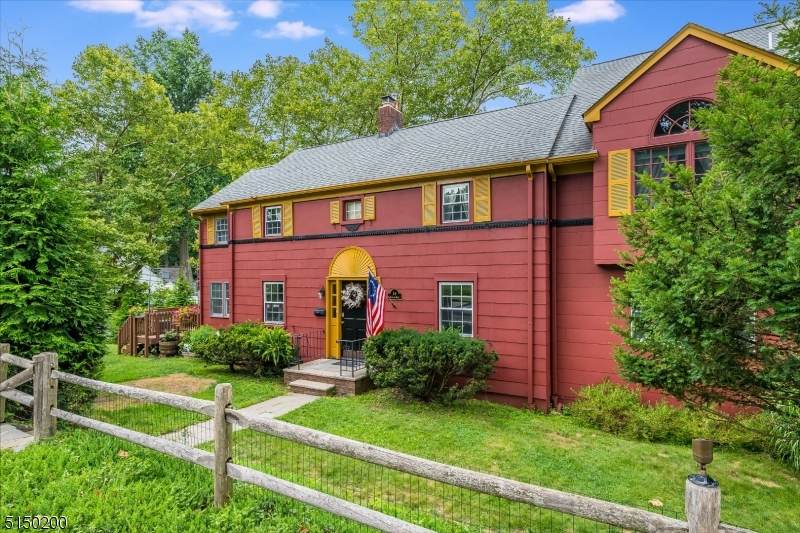 34 Elmwood Rd - Photo 1