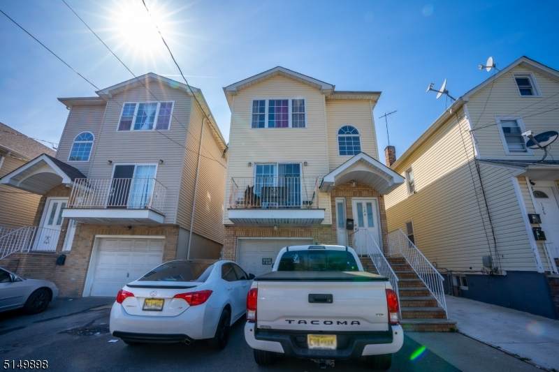 124 Smith St - Photo 1