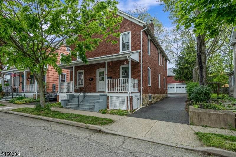 111 W Moore St - Photo 1