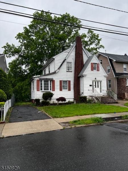 114 Bailey Ave - Photo 1