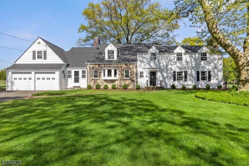 4 Cherry Ln - Photo 1