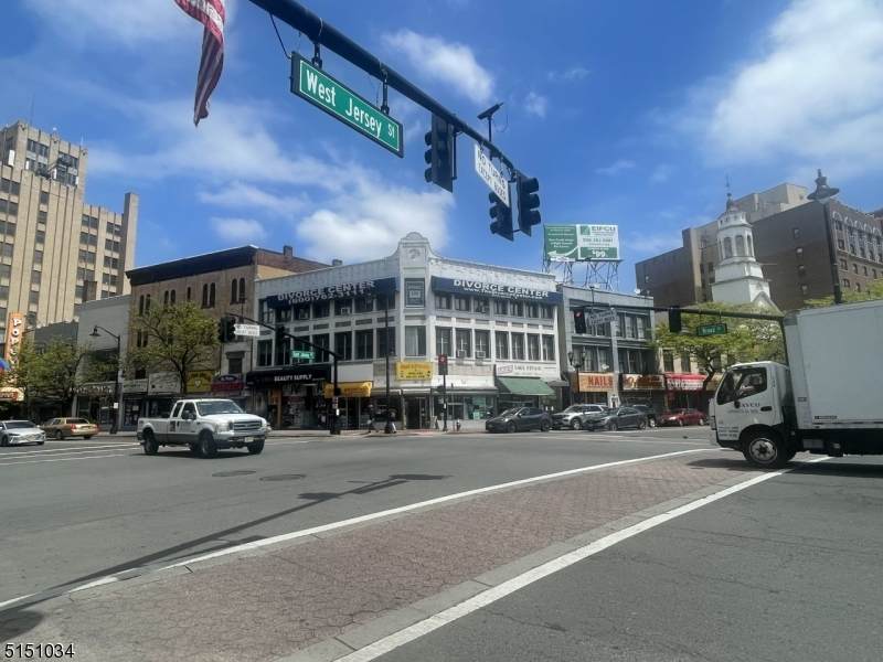 101 Broad St - Photo 1