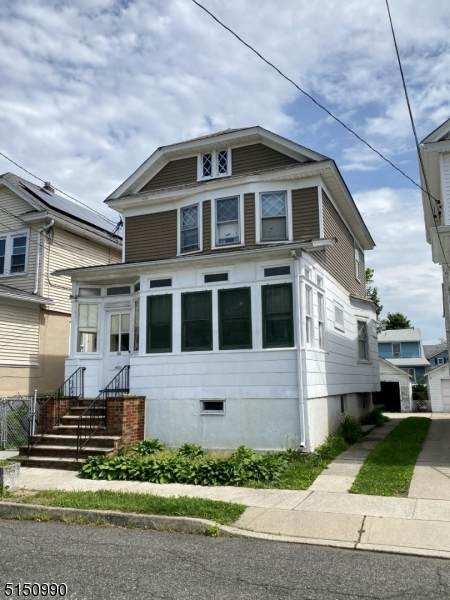 60 Franklin Pl - Photo 1