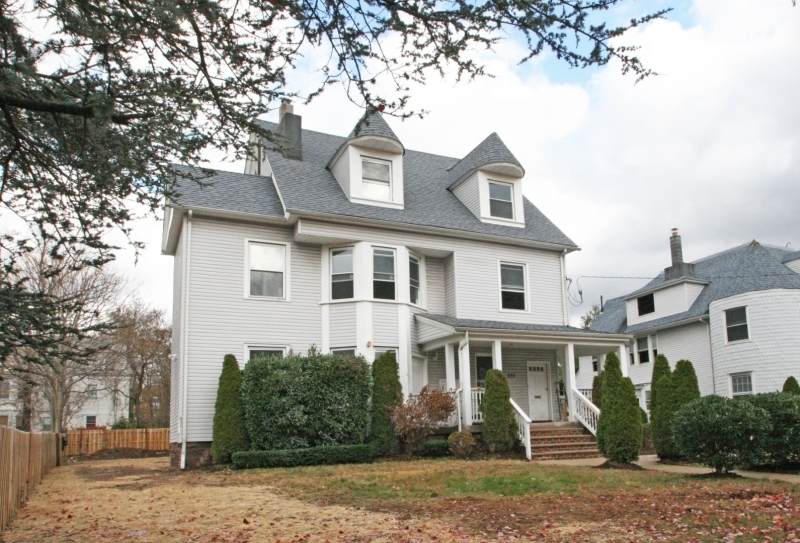231 Claremont Ave - Photo 1