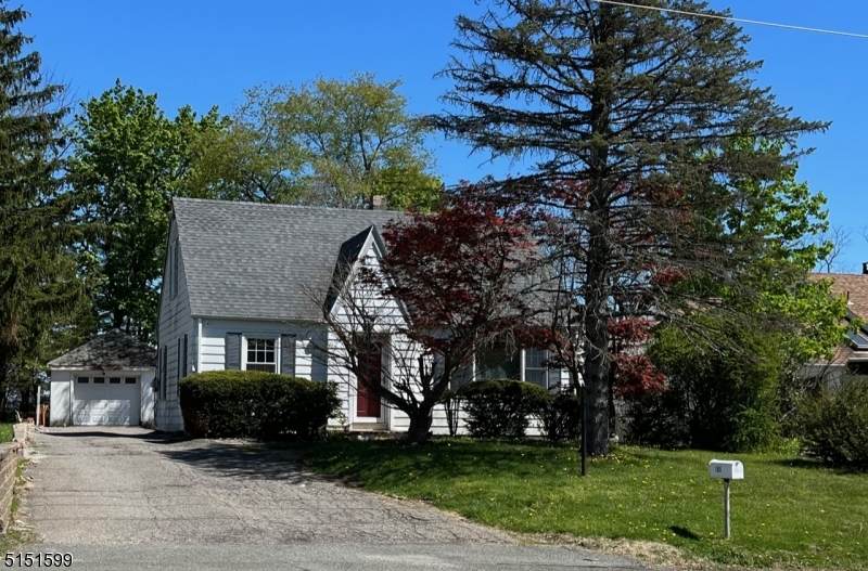 165 Mill St - Photo 1