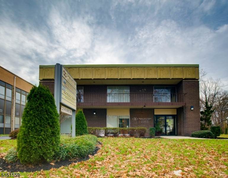 213 Summit Rd - Photo 1