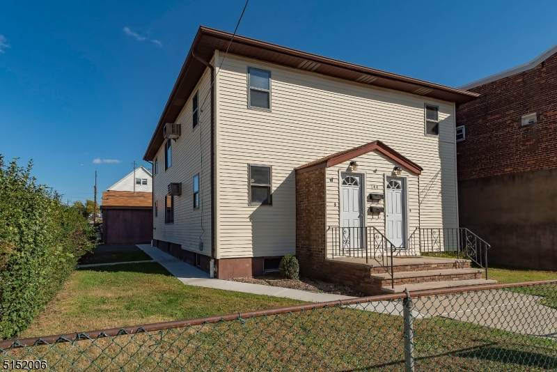 144 Main St - Photo 1