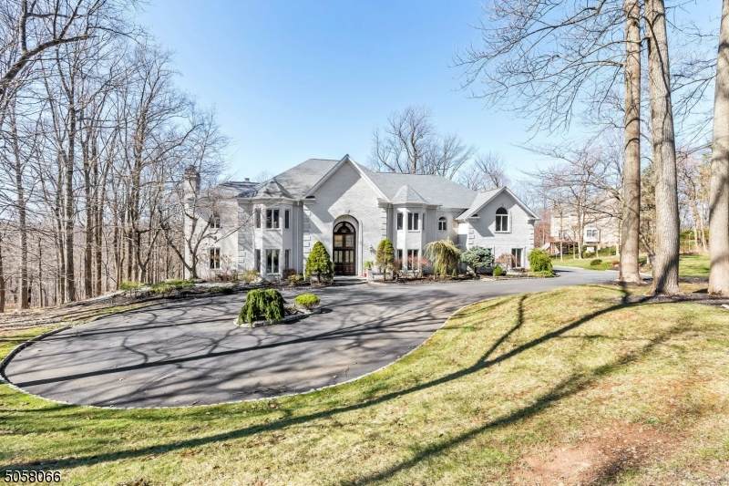 13 Charlotte Hill Dr - Photo 1