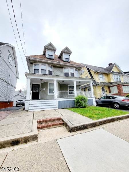 685 Ridge St - Photo 1